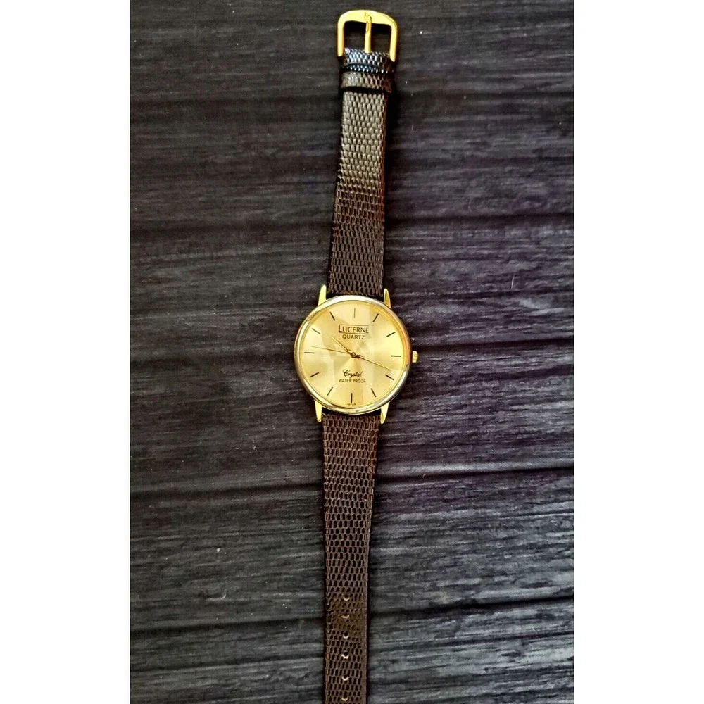 EXTREMELY Rare Vintage Lucerne Swiss Inspired Split Case Watch‎ Bubble Crystal